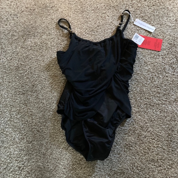 Miracle swim suit black one piece size 16 - Picture 2 of 2